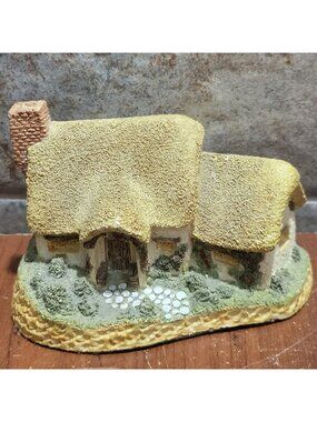 David Winter Rose Cottage Miniature Figurine 1980